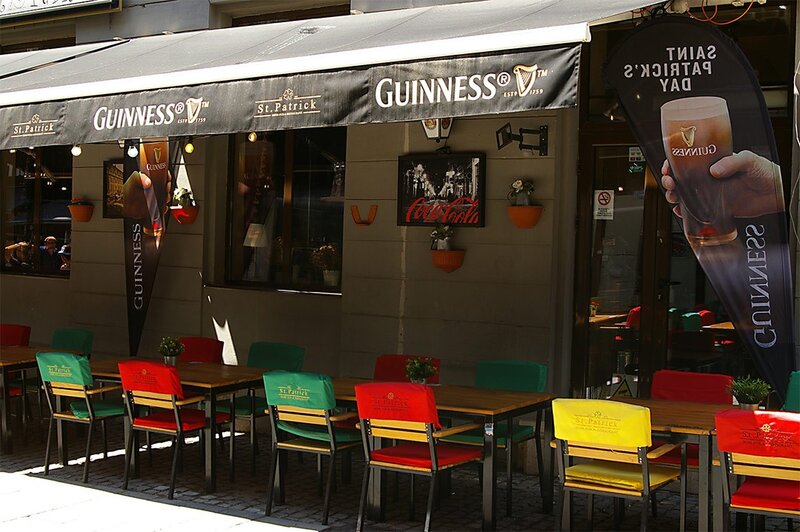 St. Patrick Irish Pub - Berarie & Sports Bar