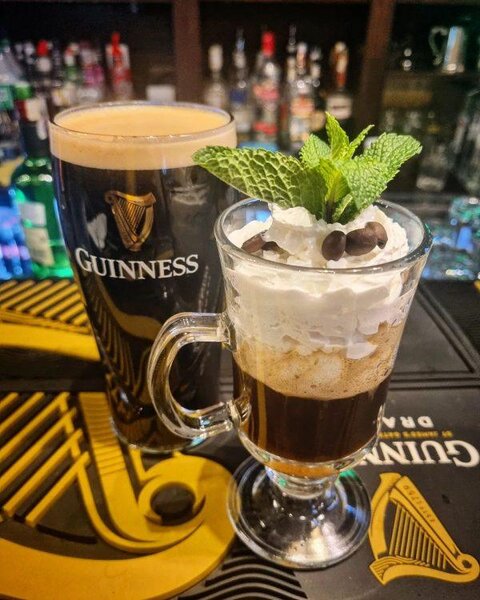 St. Patrick Irish Pub - Berarie & Sports Bar